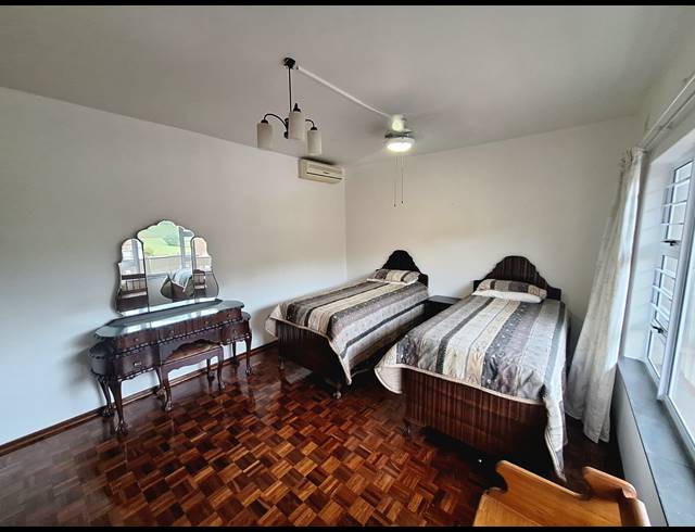 2 BEDROOM APARTMENT FOR SALE IN MANABA BEACH